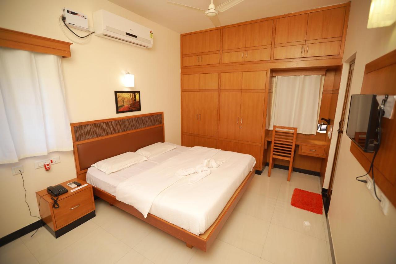 Jmj Comfort Hotel Salem Exterior photo